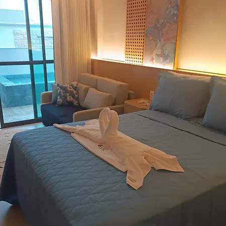 Studio luxo com piscina privativa e cascata no centro de porto de galinhas!-3